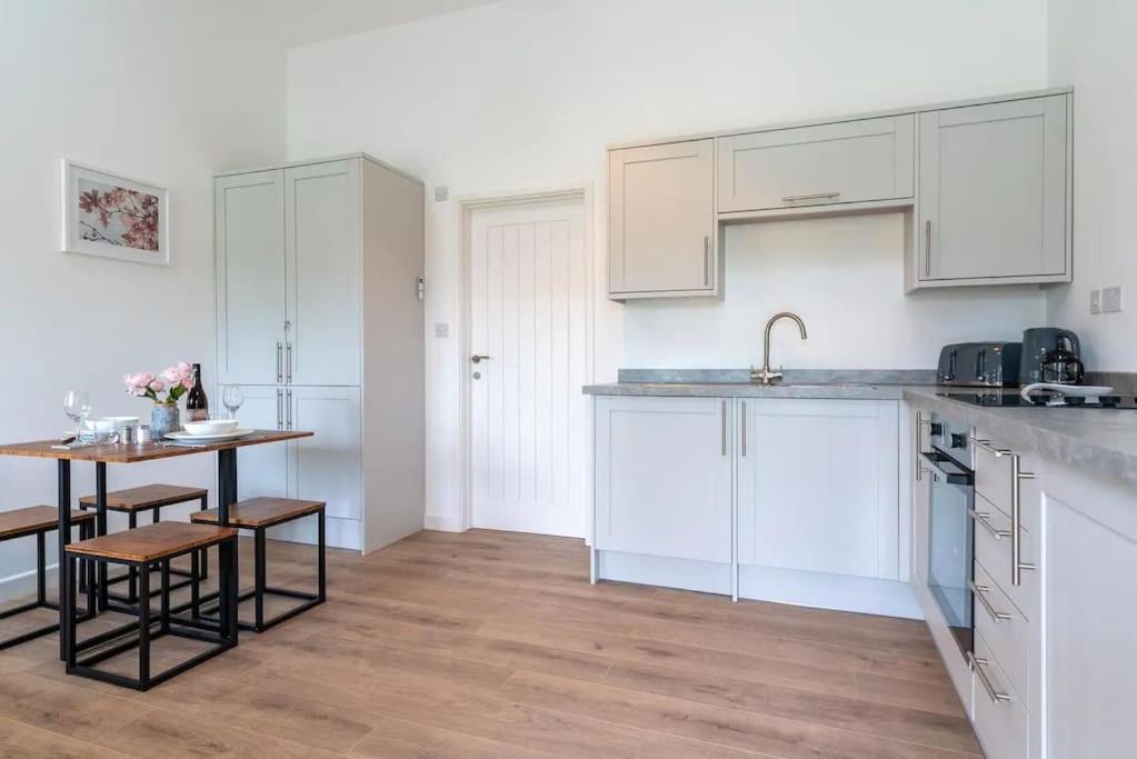 Rose Barn - Luxury Barn Accommodation In The Cotswolds Gretton  Экстерьер фото